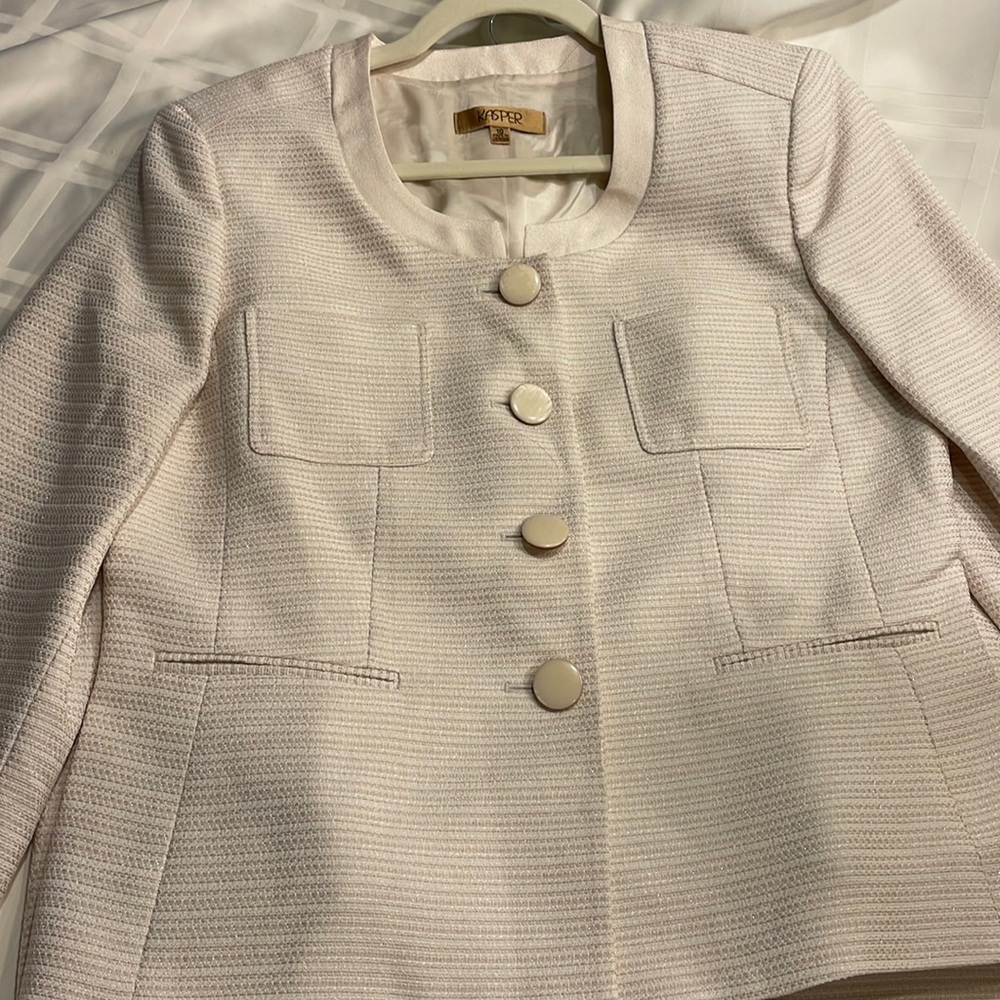 Women’s business suit